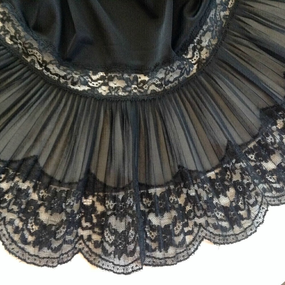 Vintage Van Raalte Women's Full Slip 32 Opaquelon Floral Lace Accordion Pleats - Picture 2 of 6